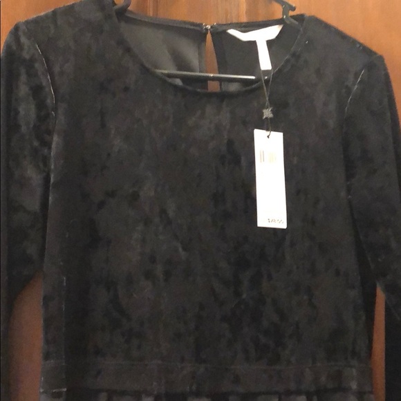 BCBG Black velvet top. Never worn. Small NWT - Picture 4 of 5